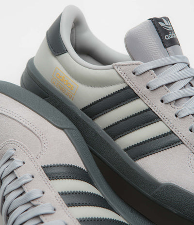 Adidas Glenburn Shoes in Grey Two and Carbon / Bluebird