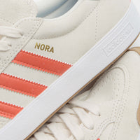 Adidas Nora Shoes in Wonder White and Orange / Gum4 thumbnail