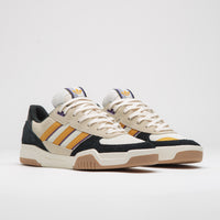 Adidas Tekkira Cup Shoes in Cream White and Off White / Cream White thumbnail