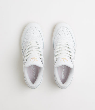 Adidas Tyshawn II Shoes in FTWR White and FTWR White / Gum4