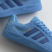 Adidas Tyshawn Low Shoes in Blue Burst and Team Royal Blue / Bluebird thumbnail