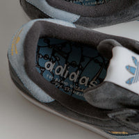 Adidas x Henry Jones Campus ADV Shoes in Carbon and Cloud White / Light Blue thumbnail