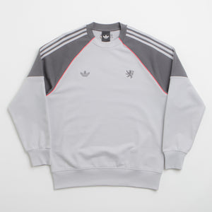 Solid Grey / Grey Five