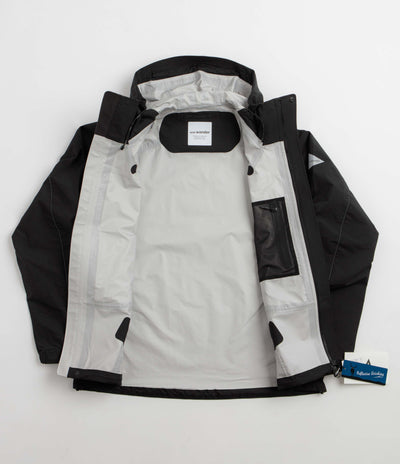 and wander 2.5L Hiker Rain Jacket - Black