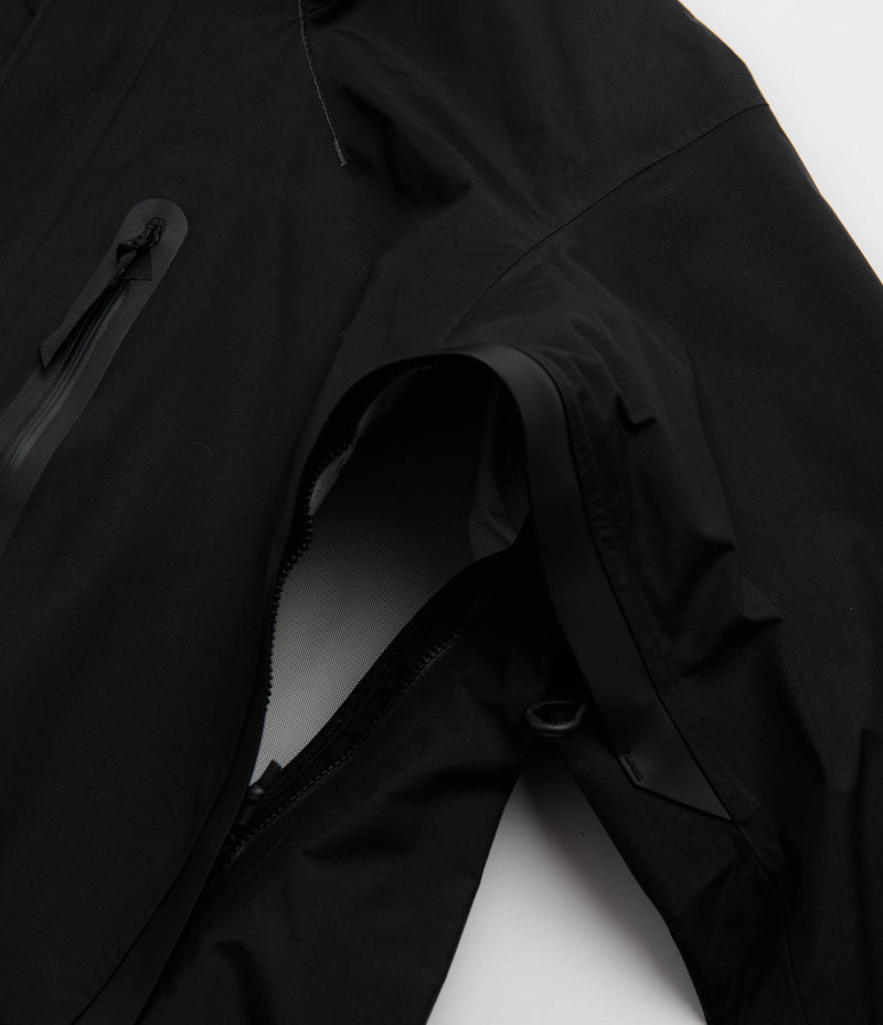 and wander 2.5L Hiker Rain Jacket - Black, view 17