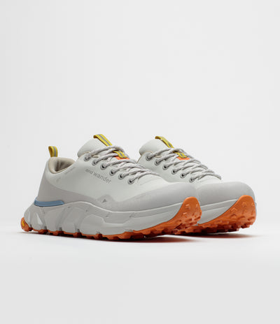 and wander Waterproof Trek Low Shoes - Off White