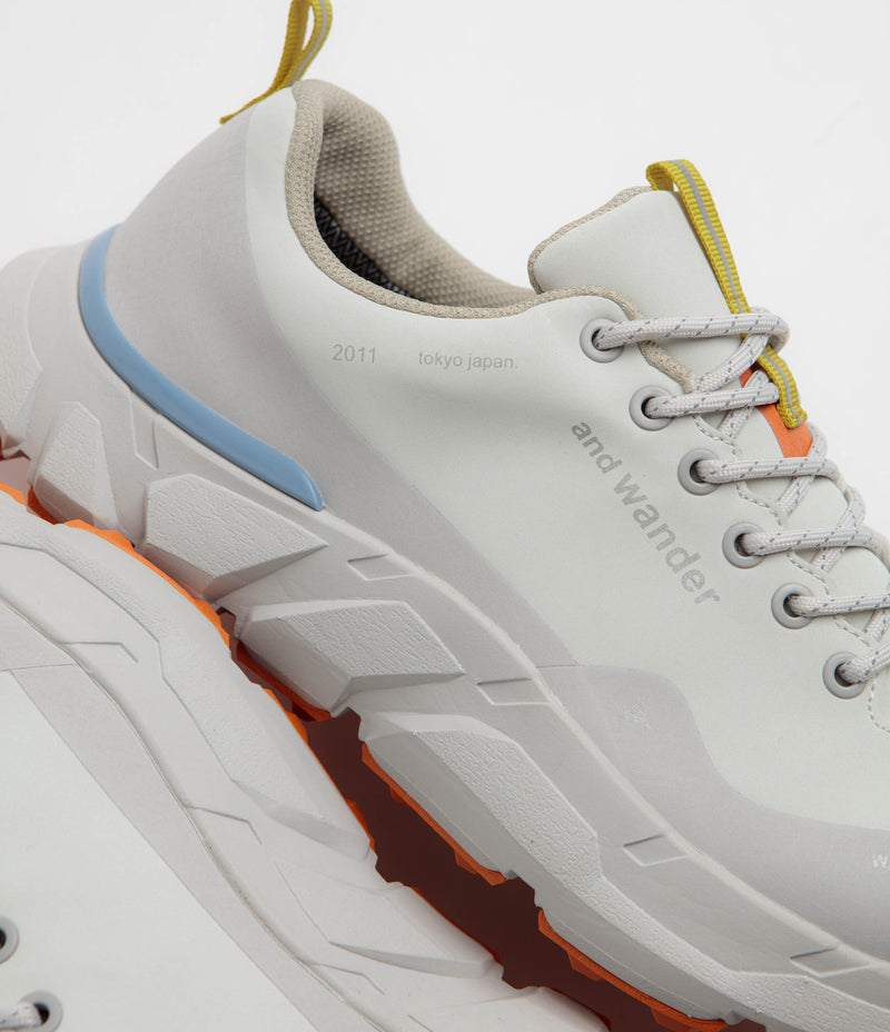 and wander Waterproof Trek Low Shoes - Off White, view 11