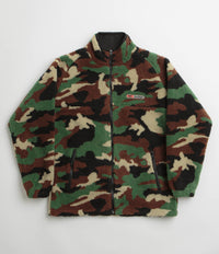 Butter Goods Camo Sherpa Jacket in Forest Green
