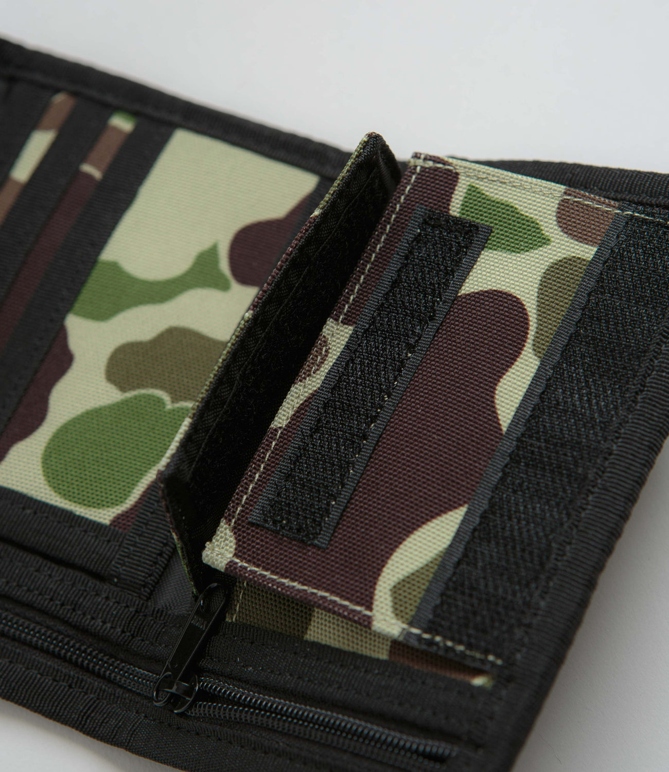 Carhartt wallet camo outlet