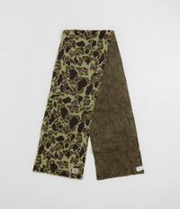 Carhartt Palmer Scarf in Camo Duck Jacquard and Green