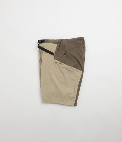 Cayl Bloc Shorts in Beige