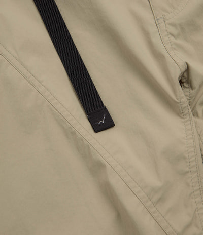 Cayl Bloc Shorts in Beige