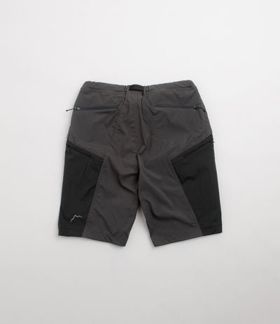 Cayl Bloc Shorts - Black