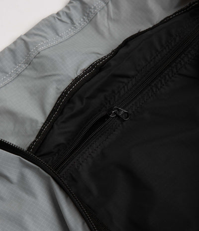 Cayl Cho Pee Bag in Grey