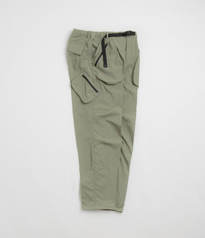 Cayl Out Pocket Pants in Olive