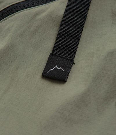 Cayl Out Pocket Pants in Olive