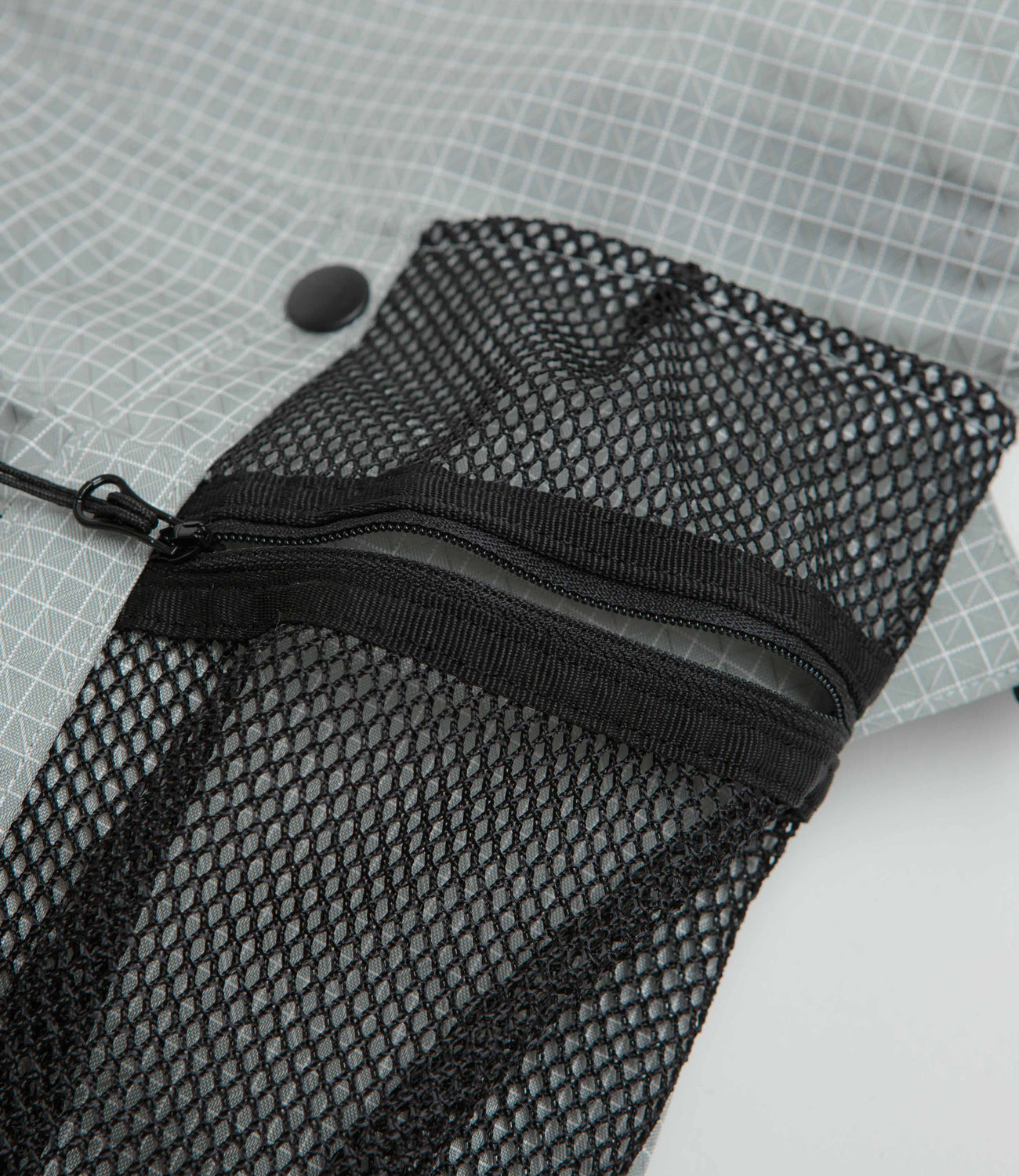 ★CAYL★ SEORAK 5 BGRID MESH (Grey) CAYL - SEORAK 5 B-GRID MESH | HBX - Globally Curated Fashion