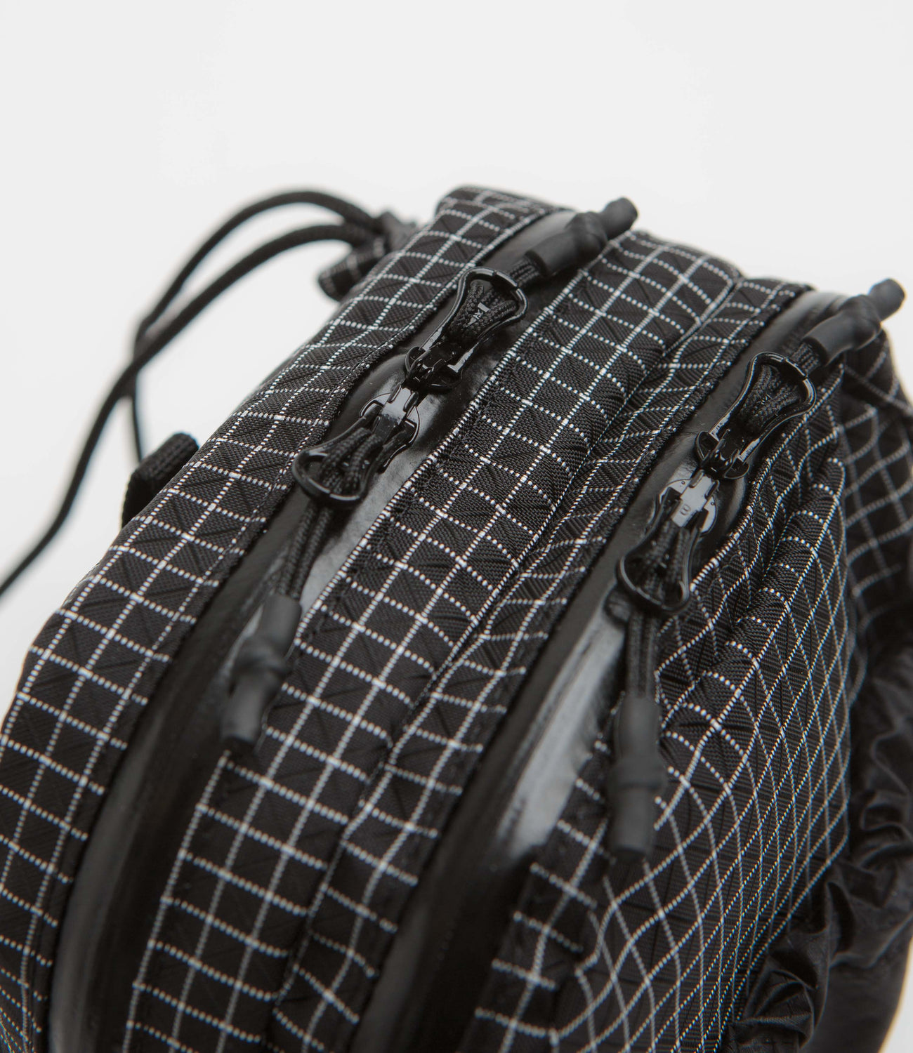 Cayl Seorak 6 Grid Bag - Black | Flatspot