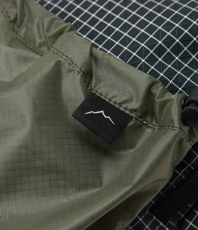 Cayl Seorak 6 Grid Bag in Dark Green