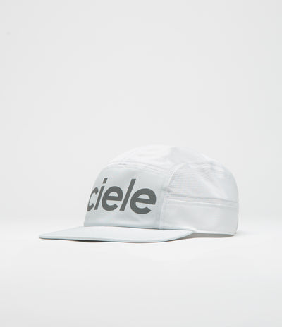 Ciele Comp Century GO Cap in Light Grey and White