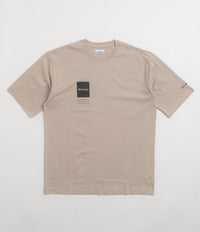 Columbia Barton Springs II Graphic T-Shirt in Crushed Clay