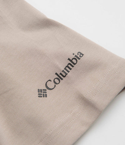 Columbia Barton Springs II Graphic T-Shirt in Crushed Clay