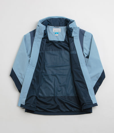 Columbia Boulder Falls Jacket in Ripple Blue and Dark Mountain / Collegiate Navy