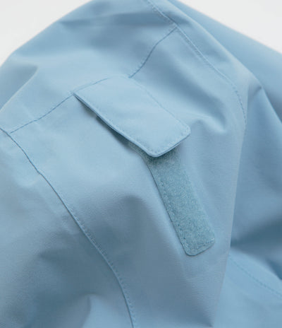 Columbia Boulder Falls Jacket in Ripple Blue and Dark Mountain / Collegiate Navy