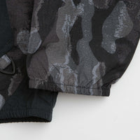 Columbia Challenger II Printed Windbreaker Jacket in Black Treebark and Black thumbnail