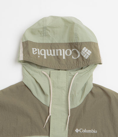 Columbia Challenger II Windbreaker Jacket in Safari and Stone Green