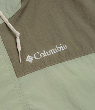 Columbia Challenger II Windbreaker Jacket in Safari and Stone Green