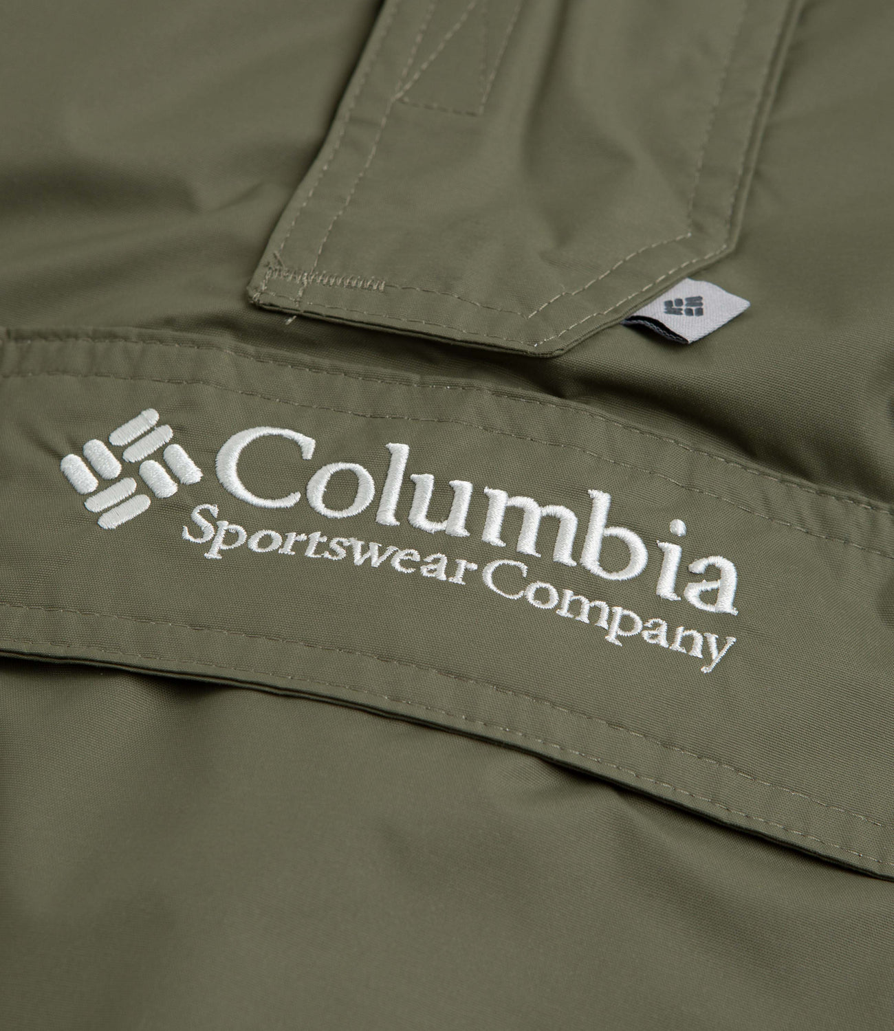 Columbia Challenger Pullover Jacket - Stone Green / Shark | Flatspot
