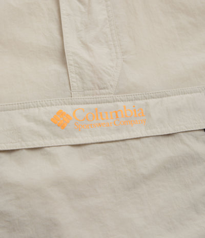 Columbia Challenger Windbreaker Anorak in Dark Stone and Shark