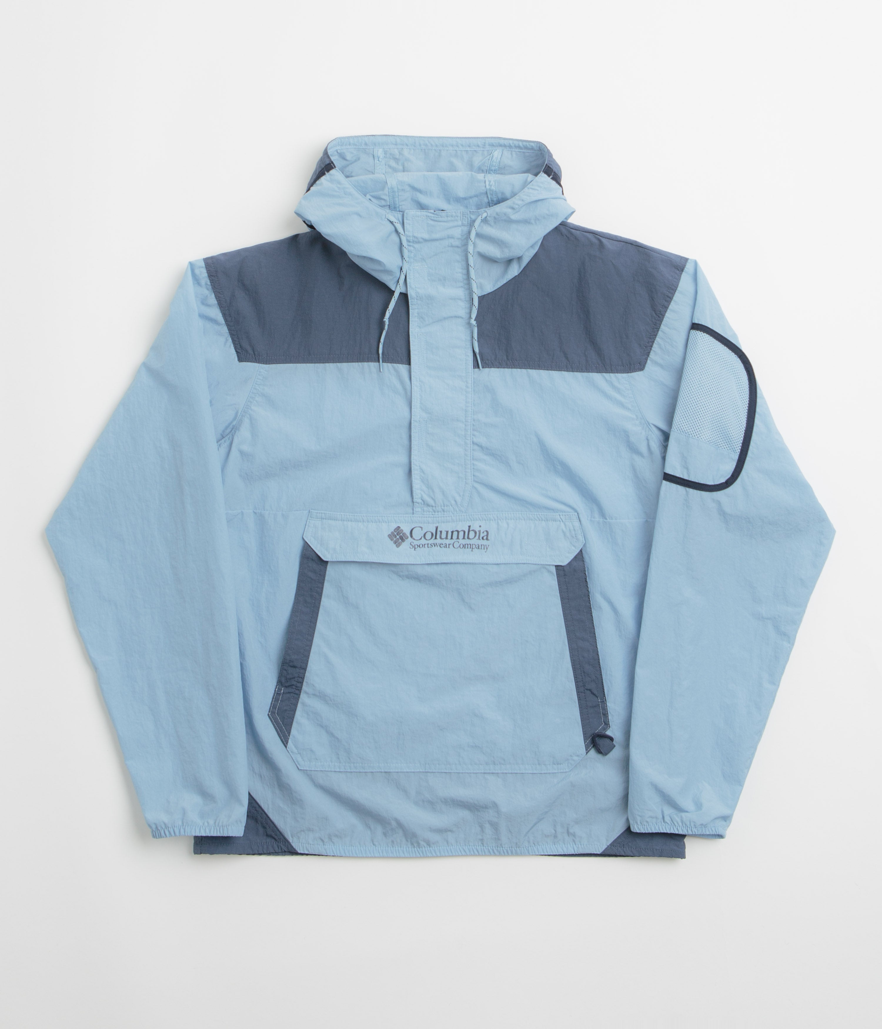 Columbia Challenger Windbreaker Anorak in Ripple Blue and Dark Mountain
