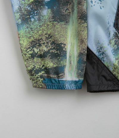 Columbia Challenger Windbreaker Jacket in Napa Green Chasing Falls Print and Black