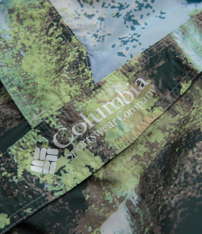 Columbia Challenger Windbreaker Jacket in Napa Green Chasing Falls Print and Black