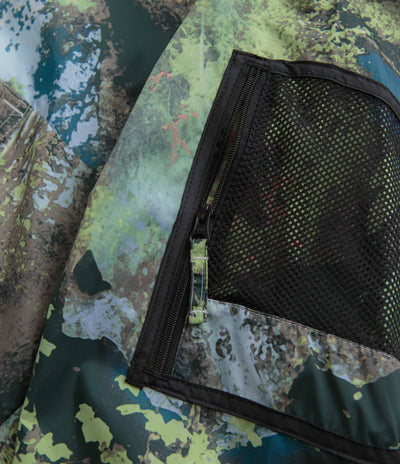 Columbia Challenger Windbreaker Jacket in Napa Green Chasing Falls Print and Black