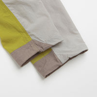 Columbia Challenger Windbreaker Pants in Flint Grey and Iron / Peppercorn thumbnail
