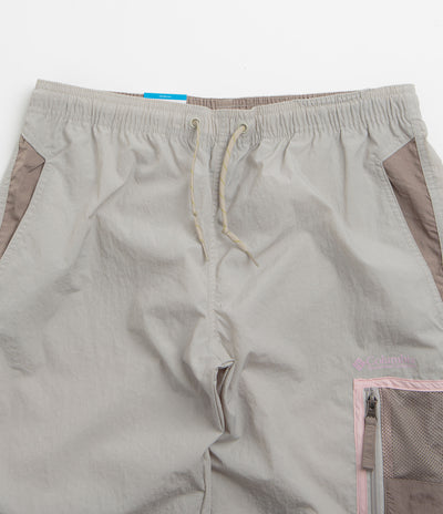 Columbia Challenger Windbreaker Pants in Flint Grey and Iron / Peppercorn