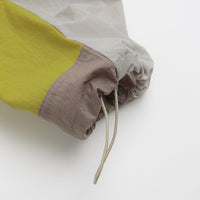 Columbia Challenger Windbreaker Pants in Flint Grey and Iron / Peppercorn thumbnail