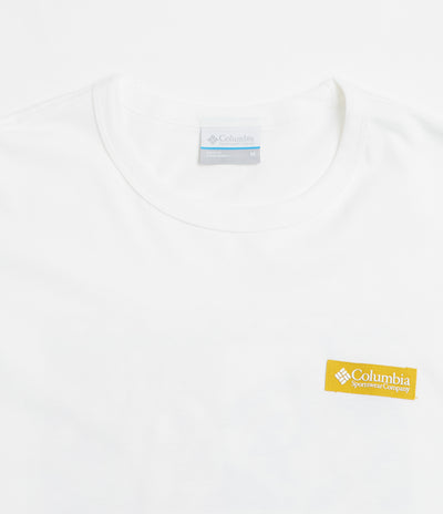 Columbia CSC Heavyweight Iconic T-Shirt in White and Repeated Peaks