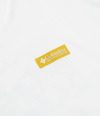 Columbia CSC Heavyweight Iconic T-Shirt in White and Repeated Peaks