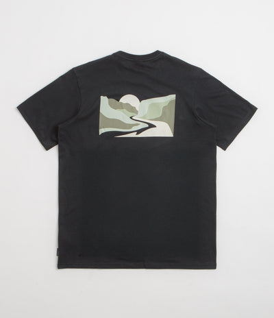 Columbia Explorers Canyon Back T-Shirt in Black and Trailscape
