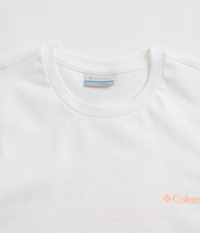 Columbia Explorers Canyon Back T-Shirt in White and Bearly Tribe