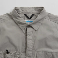 Columbia Landroamer Cargo Shirt in Flint Grey thumbnail