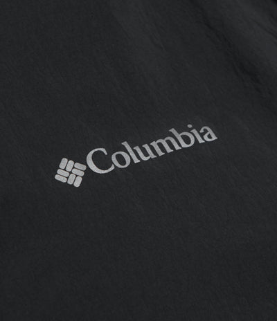 Columbia Loop Basin Windbreaker Jacket in Black