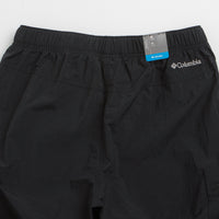 Columbia Mountaindale Cargo Shorts in Black thumbnail