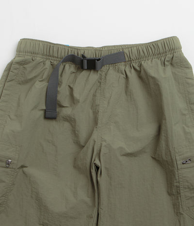 Columbia Mountaindale Cargo Shorts in Stone Green