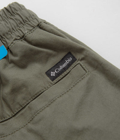 Columbia Rapid Rivers Cargo Pants in Stone Green