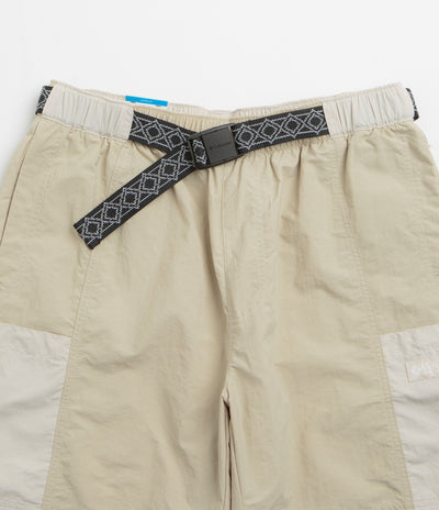 Columbia Sequoia Grove Woven 7" Shorts in Ancient Fossil and Dark Stone